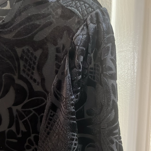 Ultra Pink top, size M - Picture 6 of 11